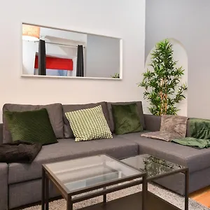https://plumstead-luxury-accommodation.cambridgehotelsuk.com